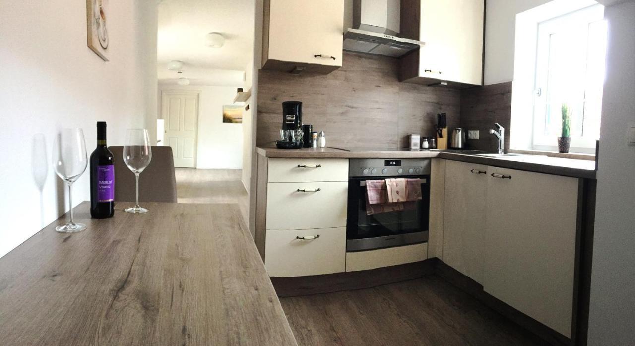 Haus Am Eck - Gaestehaus Und Appartements 알토팅 외부 사진